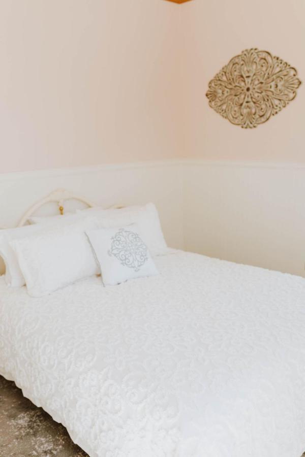 Royal Olive Manor Bed and Breakfast Sonora Εξωτερικό φωτογραφία